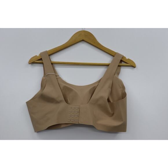 NWT Le Mystere XXL Bra Tan Smooth Shape Padded Wireless Back Closure Color Nude - Picture 4 of 5